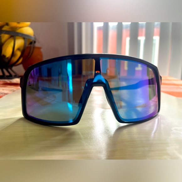 Oakley x Chargers Sutro Sunglasses - Picture 1 of 5